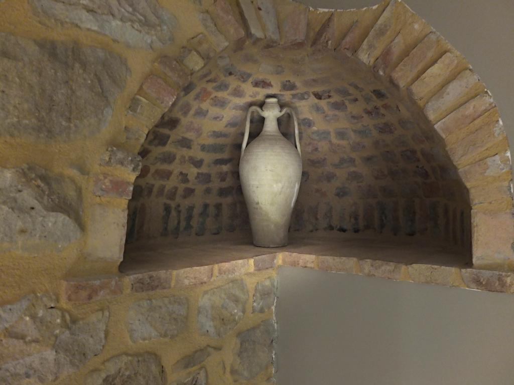 Notti O' Tunn Luxury Rooms In Centro Geraci Siculo エクステリア 写真