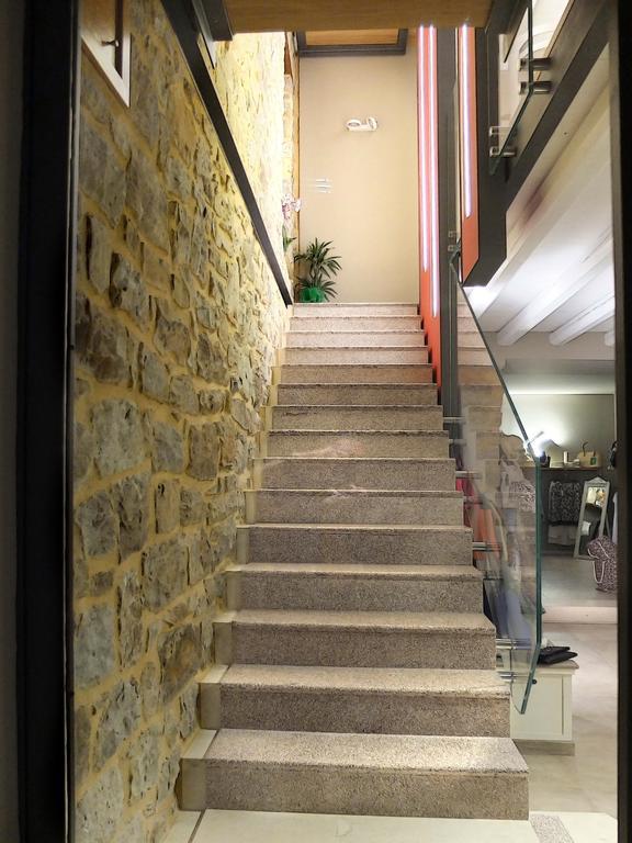 Notti O' Tunn Luxury Rooms In Centro Geraci Siculo エクステリア 写真